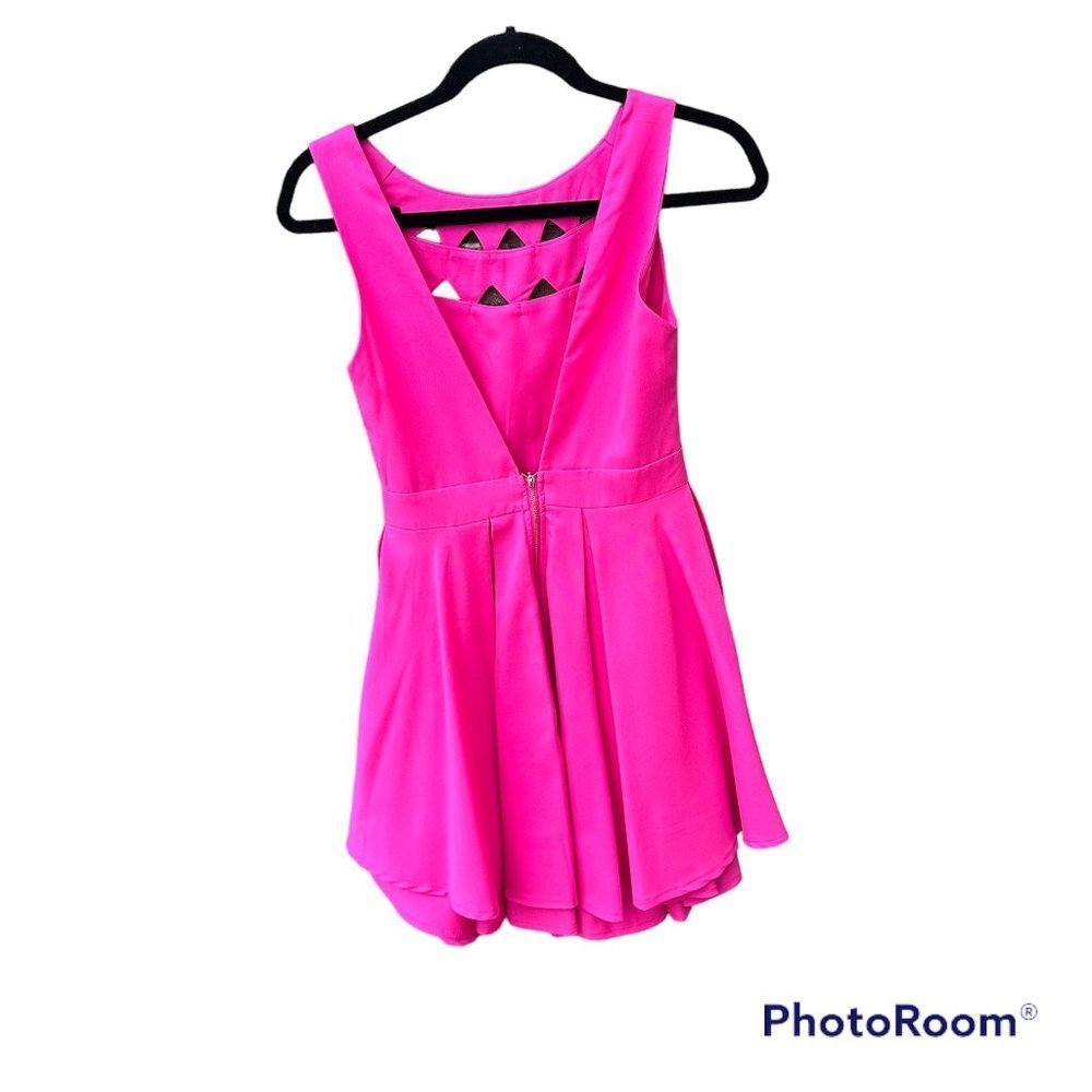 Lulu’s Flirting with Danger Cutout Fuchsia Dress Size XS - Picture 10 of 11
